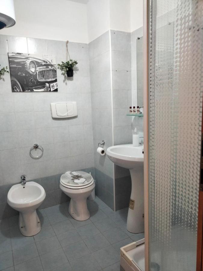 Ripoli Apartment Рим Екстер'єр фото